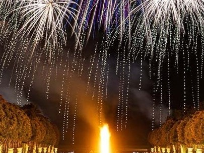 Les Grandes eaux nocturnes de Feu au Château de Versailles